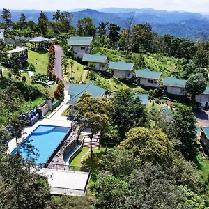 **** Hotel Aveda Mountains And Mist India